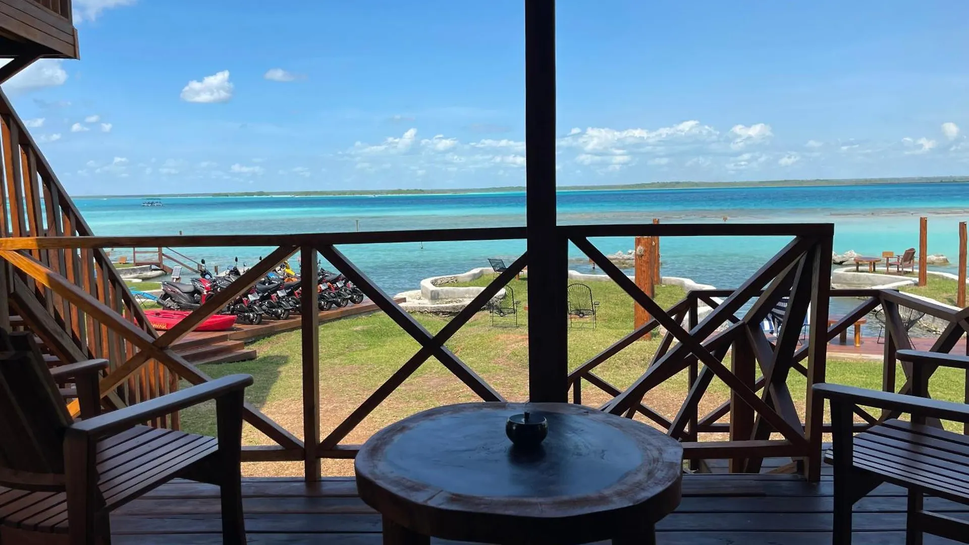 Blue Caribe Bacalar Front Lagoon Hotel
